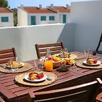 別荘 Prainha Townhouse By The Sea