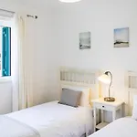 別荘 Prainha Townhouse By The Sea