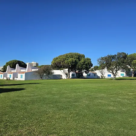 Prainha Townhouse By The Sea * アルヴォル